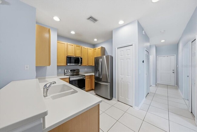 Building Photo - 9508 W Park Village Dr