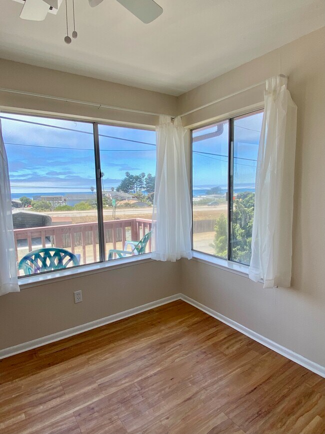 Building Photo - 3133 Ocean Blvd