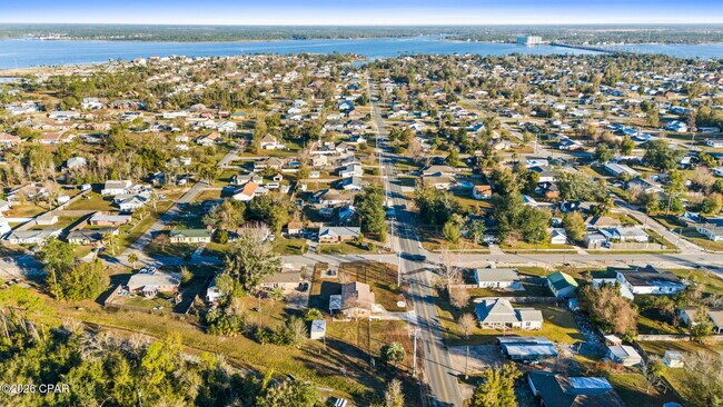 Building Photo - 1006 Tennessee Ave