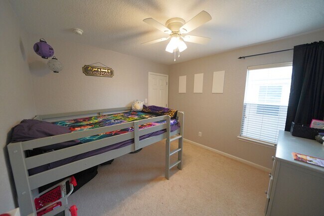 Building Photo - Gorgeous 5 Bedroom Rental in Cibolo! Realtor Commmission: $400