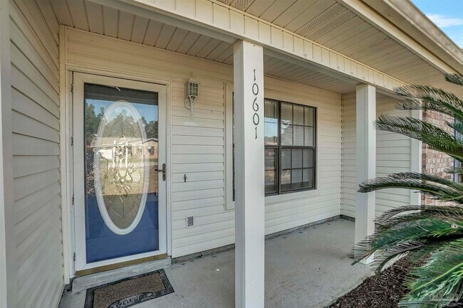 Building Photo - 10601 Silver Creek Dr