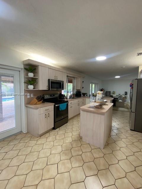 Building Photo - 9760 SW 128th St