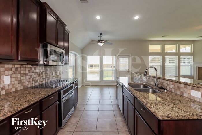 Building Photo - 210 Terrace Creek Ct