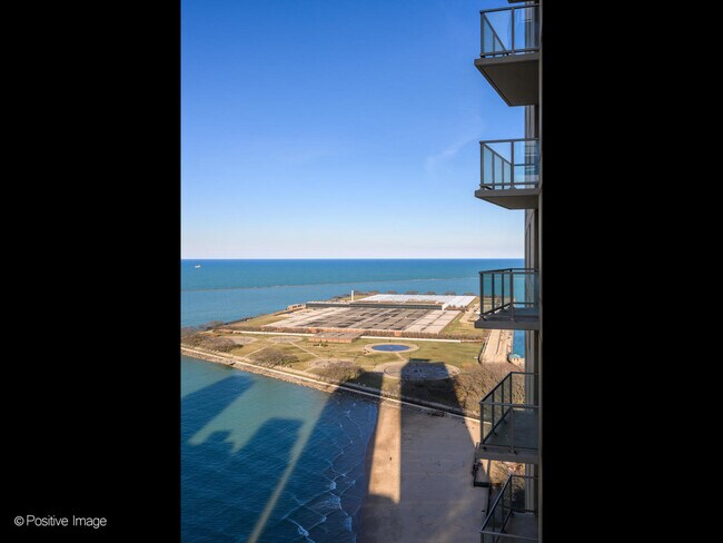 Building Photo - 600 N Lake Shore Dr