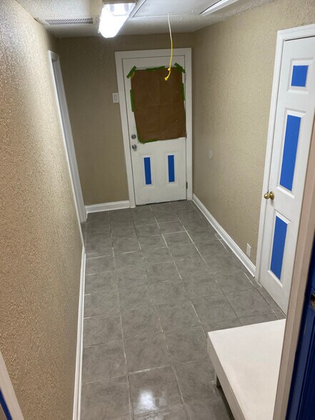 Building Photo - 4953 Haygood Rd