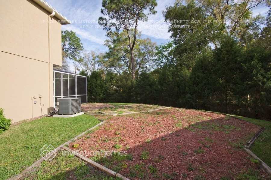 Building Photo - 127 Golfside Cir