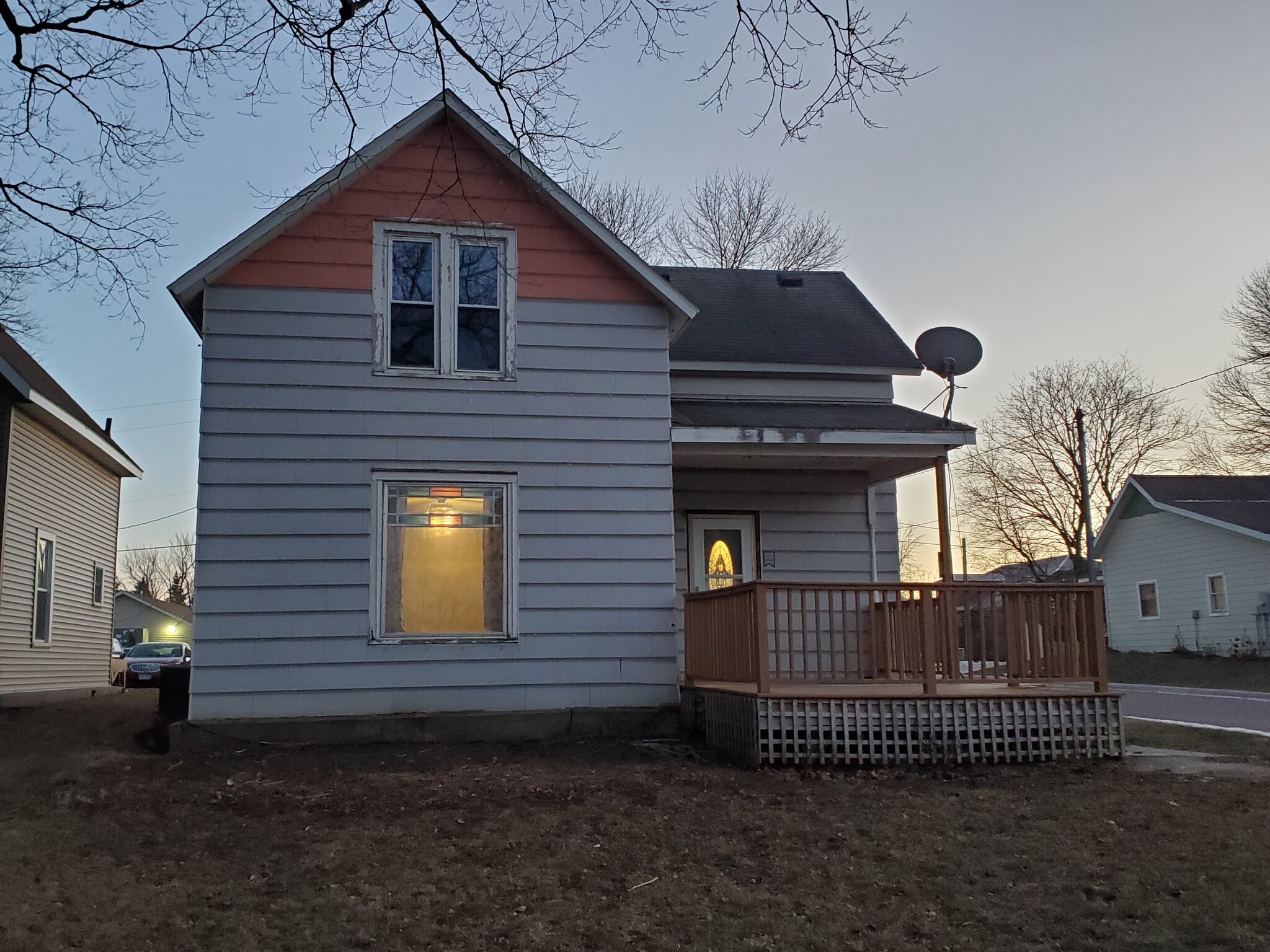 Building Photo - 104 NW 2nd St