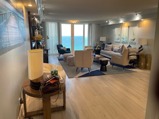 Building Photo - 3000 S Ocean Blvd