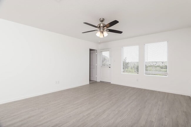 Building Photo - 14411 Jenson Crk