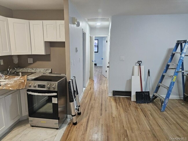 Building Photo - 1685 Watson Ave