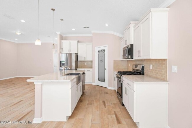 Building Photo - 4 bedroom in Saint Johns FL 32259