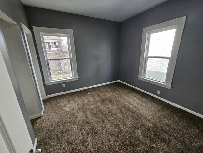 Building Photo - 9208 Pierpont Ave