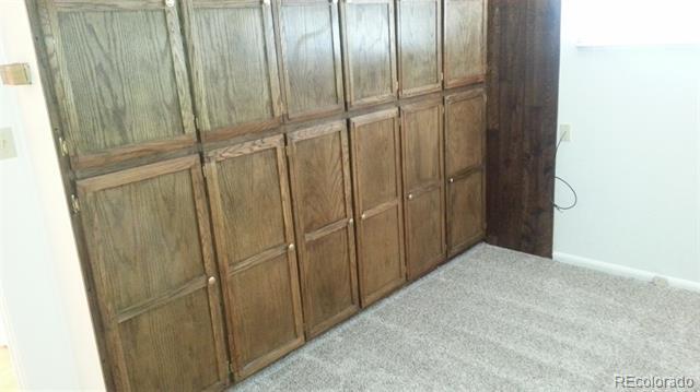 Building Photo - 33 Skyline Dr