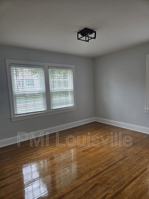 Building Photo - 2929 Bon Air Ave