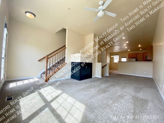 Building Photo - 837 S Weber St