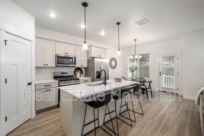 Building Photo - 2887 Red Velvet Ln