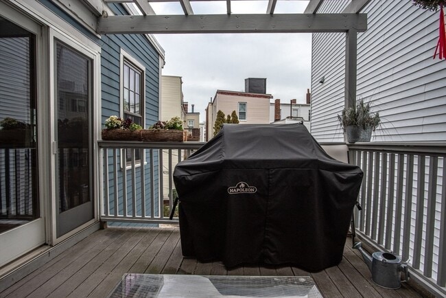 Building Photo - 21 Trenton St