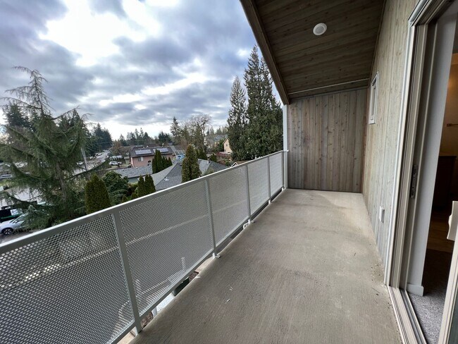 Building Photo - 30515 SW Magnolia Ave