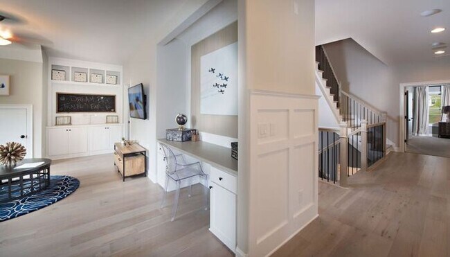 Building Photo - Brand NEW 5 bedroom house in Bellmoore Par...