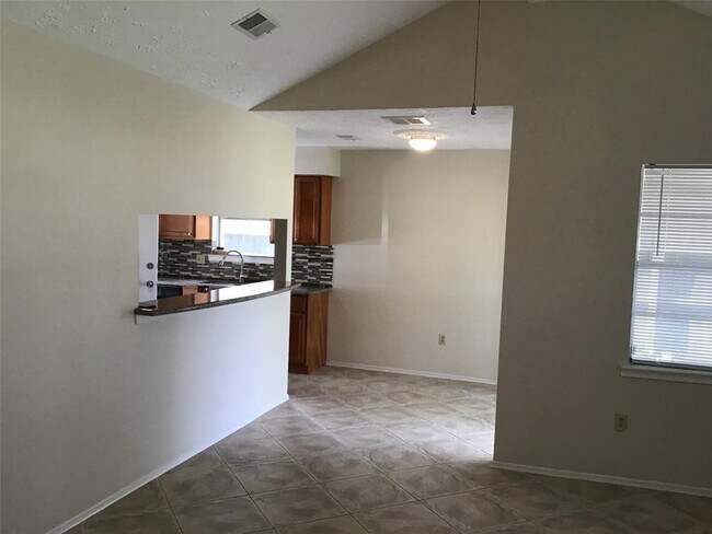 Building Photo - 13722 Wickersham Ln