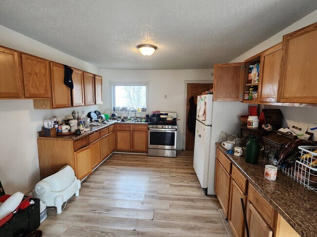 Building Photo - 505 N Ohio St