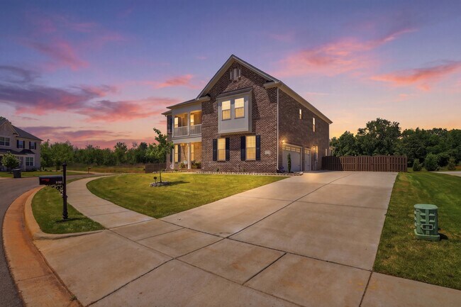 Building Photo - 8129 Tupelo Gum Trce SW