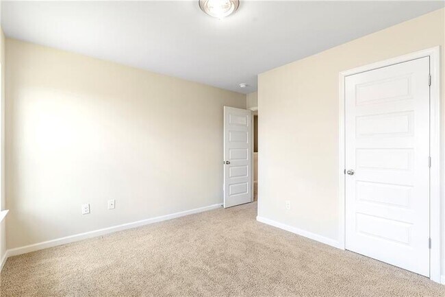 Building Photo - 951 Elyse Springs Ct
