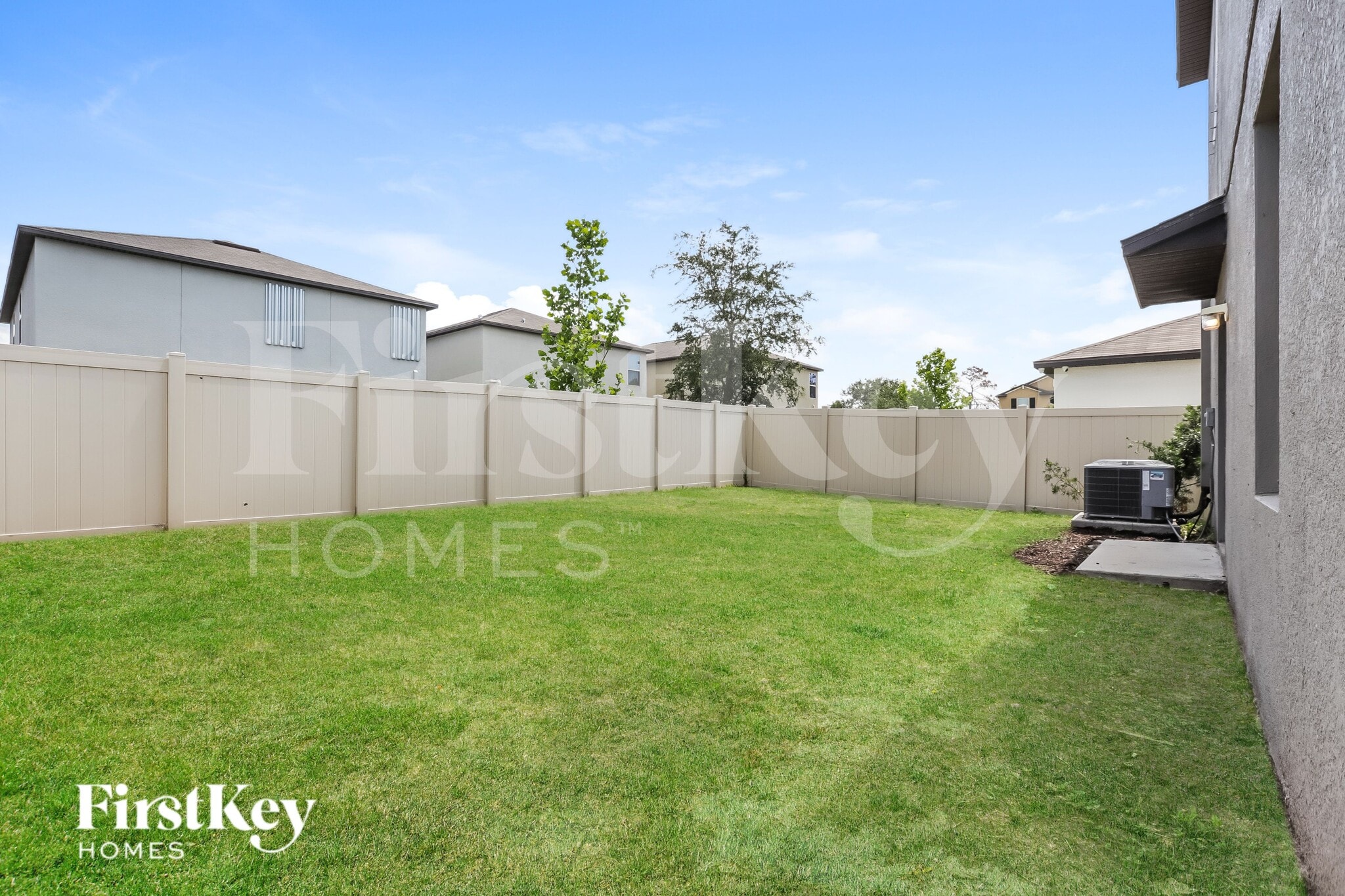 Building Photo - 10228 Cool Waterlily Ave