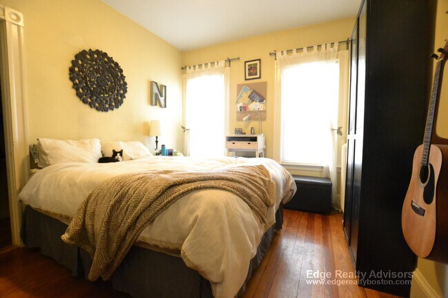 Building Photo - 28 Justin Rd