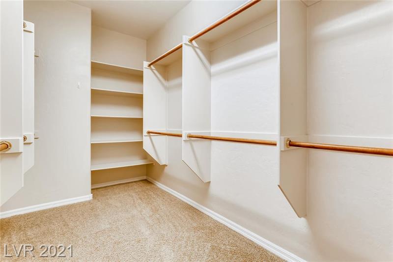 Building Photo - 2659 Lochleven Way