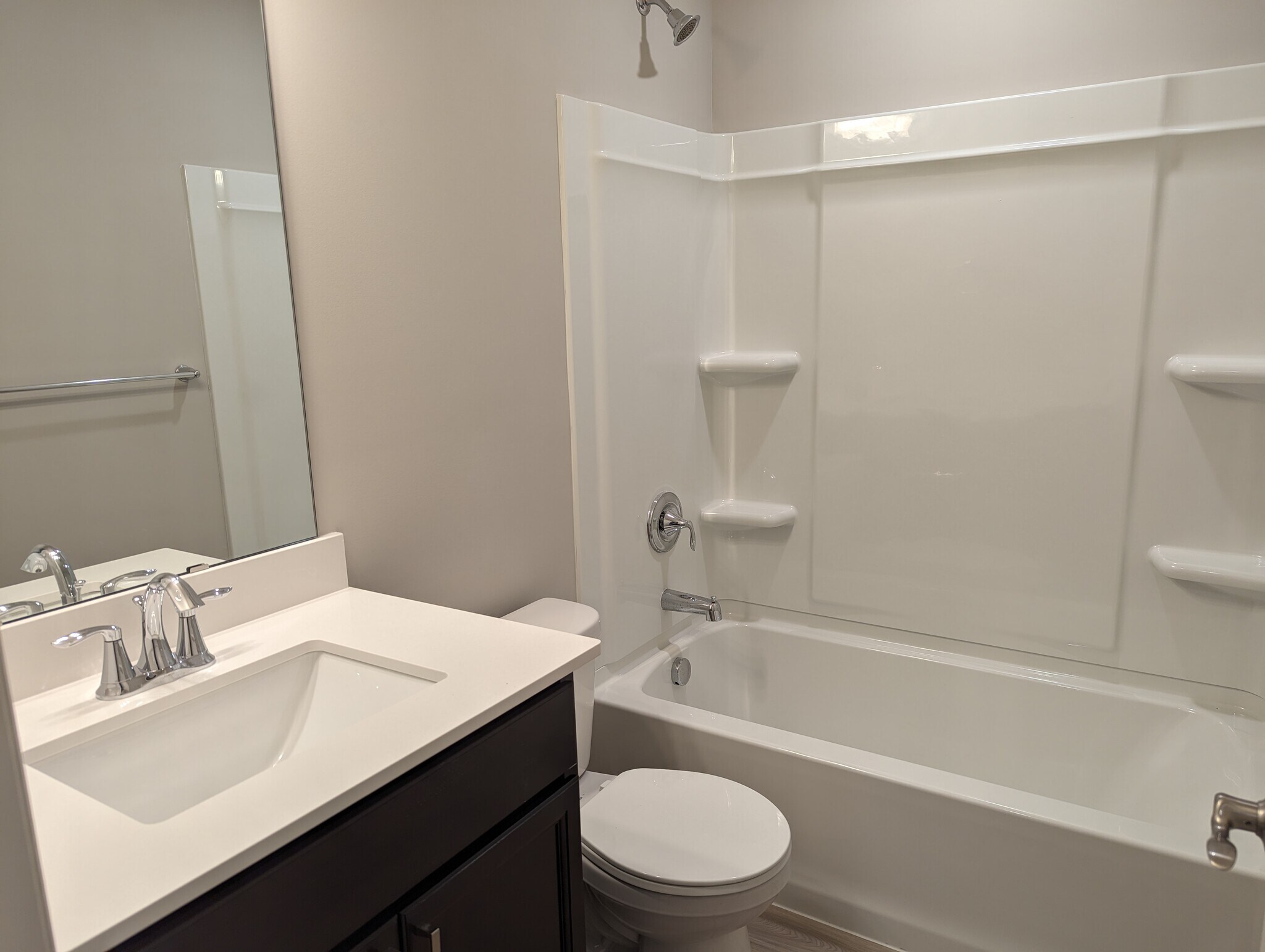 Building Photo - 14504 Twin Lakes Cir