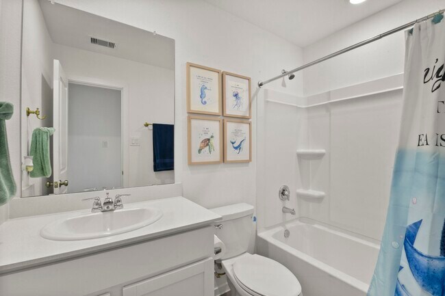 Building Photo - 9931 Cliffside Rdg