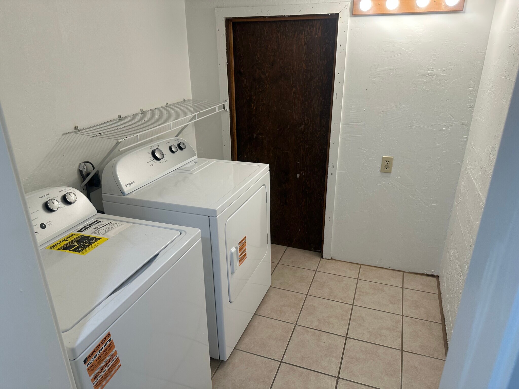 Private brand new washer and dryer - 595 E 3rd St