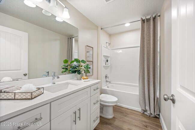 Building Photo - 218 Hidden Wds Pl