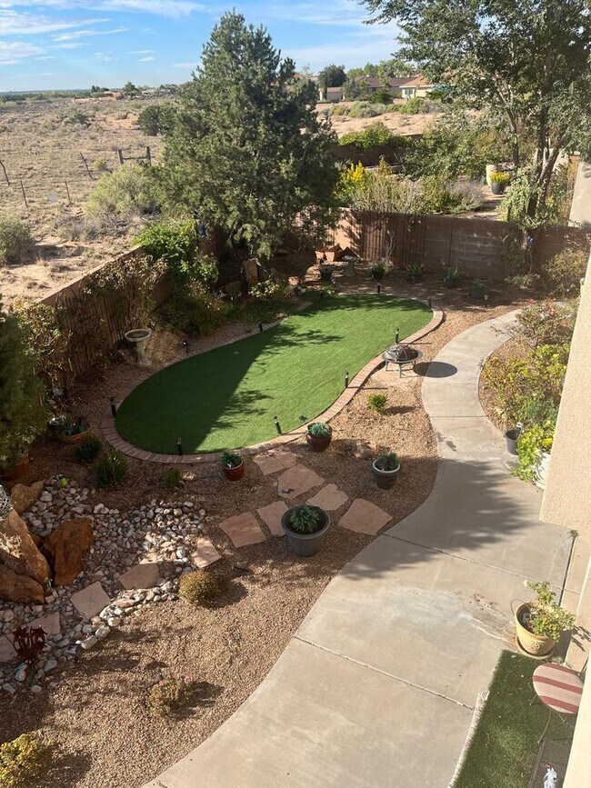 Building Photo - 1124 San Augustin Dr