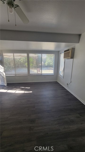 Building Photo - 26678 Par Dr