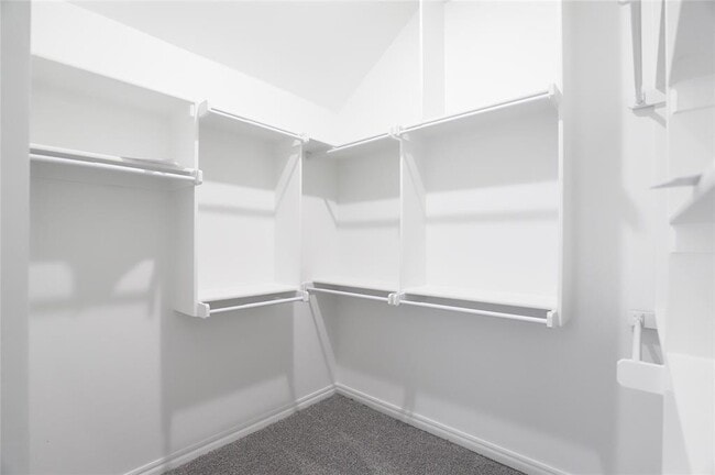 Building Photo - 8201 Mountain Oak Dr