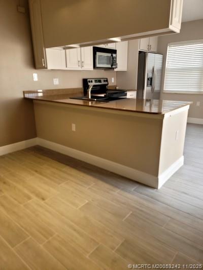 Building Photo - 3253 SW Sunset Trace Cir