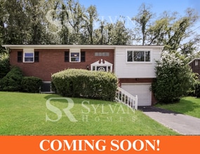 Building Photo - Remarkable Value. Unbeatable Location!