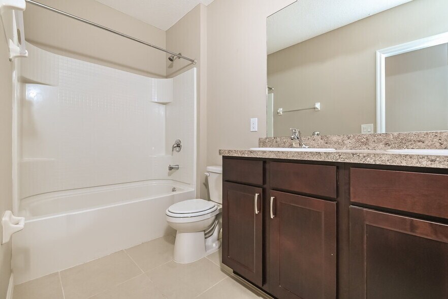 Building Photo - 5218 Willow Breeze Wy