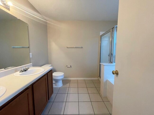 Building Photo - 209 Katy B Ln