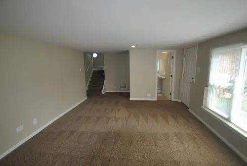 Building Photo - 831 Winston Dr