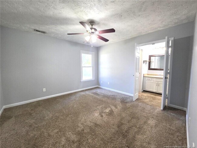 Building Photo - 5004 Paulsun Dr