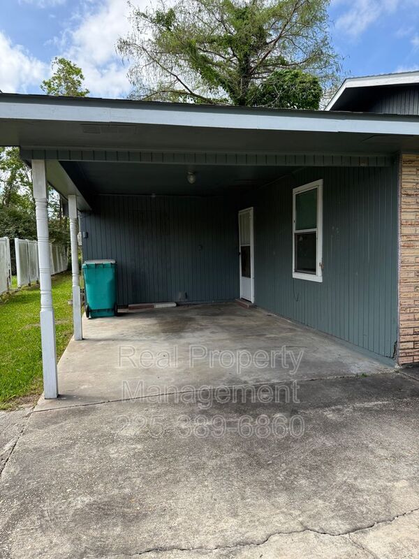 Building Photo - 160 Ebony Dr