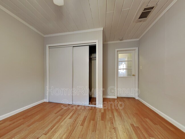 Building Photo - 2600 28th St