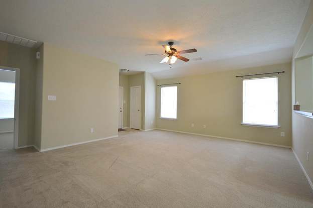 Building Photo - 8707 Farm Ridge Ln