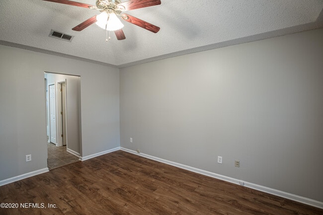 Building Photo - 7717 Westport Bay Dr