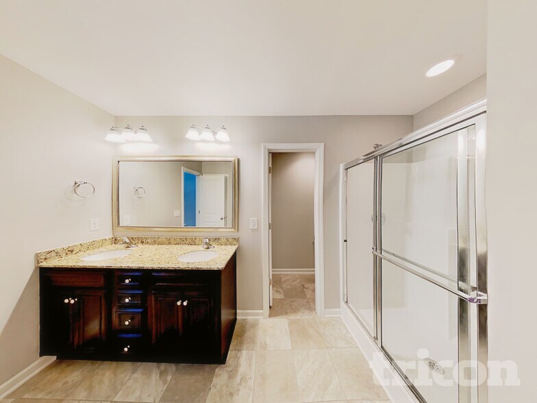 Building Photo - 234 Nicene Ct