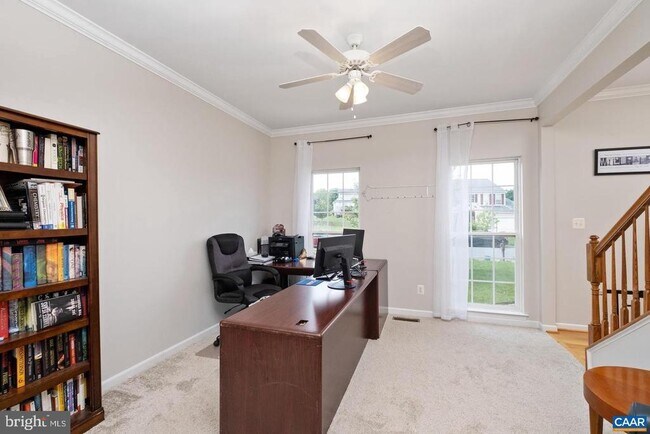 Building Photo - 662 Holly Hill Dr