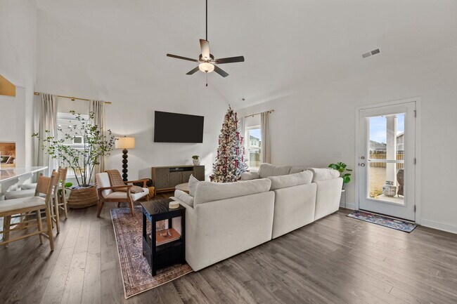 Building Photo - 301 Gander Ct